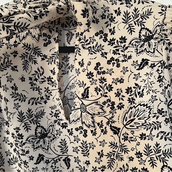 LOFT Cream and Black Floral Print Blouse - Picture 6 of 8